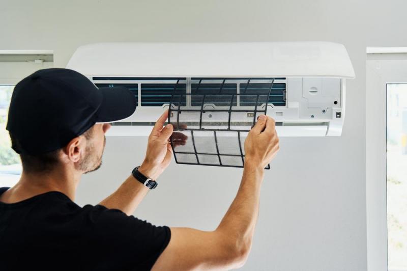 Nettoyage des filtres, un geste cl&eacute; pour pr&eacute;server votre climatisation multisplit